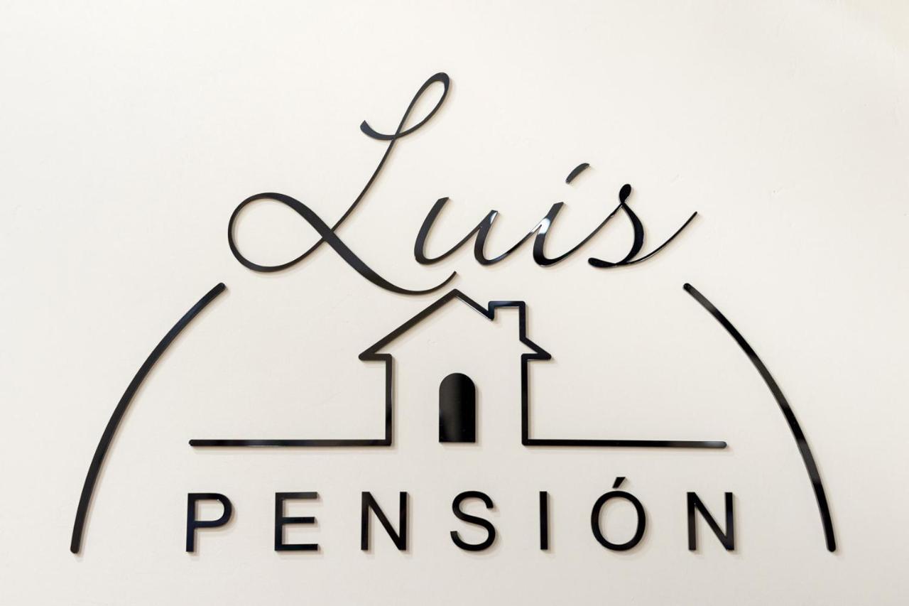 Pension Luis Arzua Exterior photo